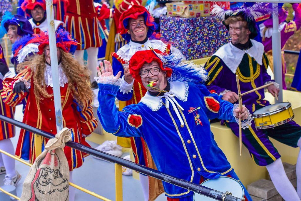 Pietenpakken voor Elk Feest: Kies de Perfecte Outfit voor Jou!